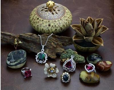 謝瑞麟 珠寶大佬的坎坷經商之路與互聯網時代的新篇章